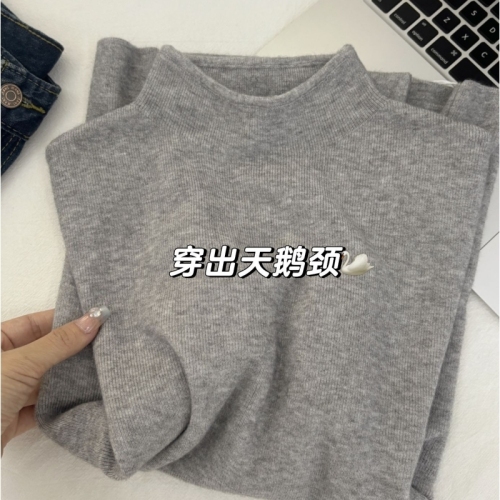 Early autumn small stand-up collar milk fufu soft and mushy knitted long-sleeved undershirt women's winter sweater Korean version simple top innerwear 
