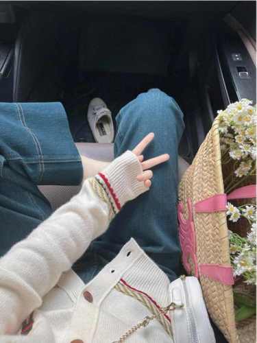 Heavy Industry Little Fragrance Retro Embroidered V-Neck Long Sleeve Cardigan Coat for Women Autumn and Winter Loose Knit Top