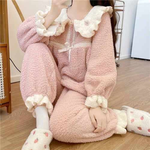 Winter sweet princess style doll collar coral velvet warm home wear pajamas set that can be worn outside