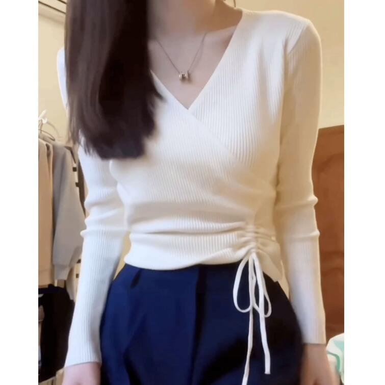 V-neck sweater women's long-sleeved top new spring and autumn white inner layered shirt lazy style soft waxy sweater