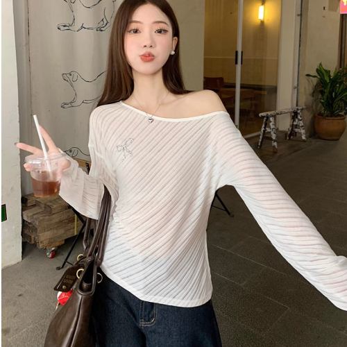 Korean style white off-shoulder long-sleeved knitted bottoming chic sweet girl design off-the-shoulder top