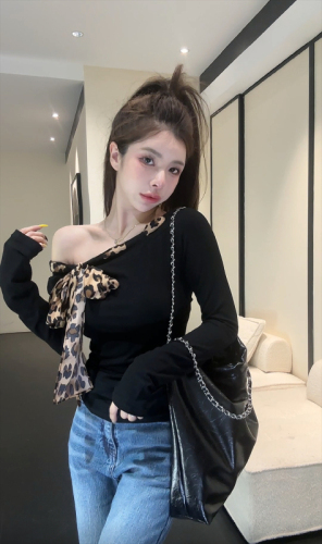 Modal rayon hot girl leopard print bow tie T-shirt women's early autumn design slim off-shoulder top