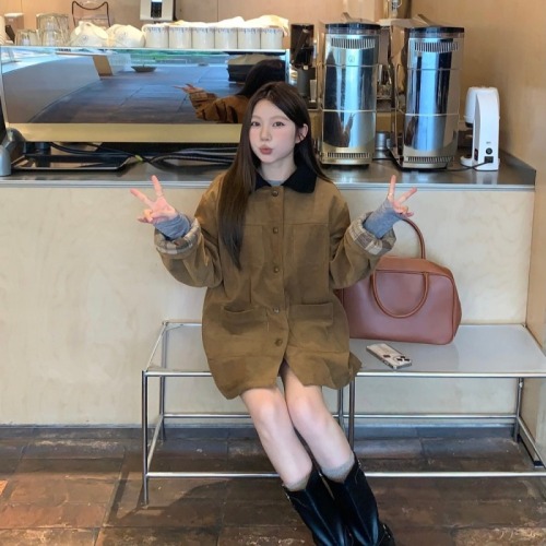 Actual shot of autumn and winter high-end retro corduroy contrast color POLO collar jacket for women