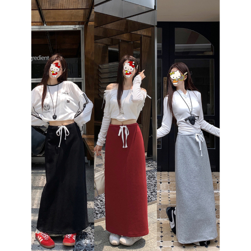 Real shot of lazy style gray casual skirt for women, high waist slit, hip-covering straight skirt, drapey mid-length skirt, guard skirt