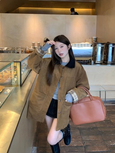 Actual shot of autumn and winter high-end retro corduroy contrast color POLO collar jacket for women