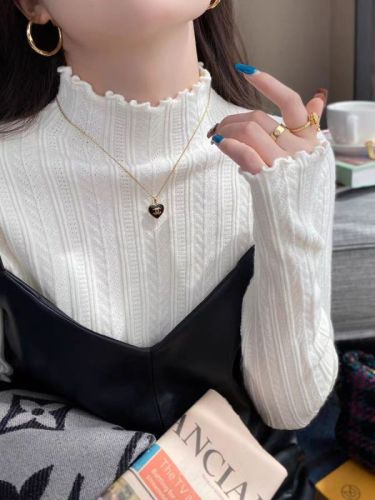 White bottoming shirt for women in autumn and winter, 2024 new style half turtleneck earring knitted sweater, mid-collar long-sleeved sweater