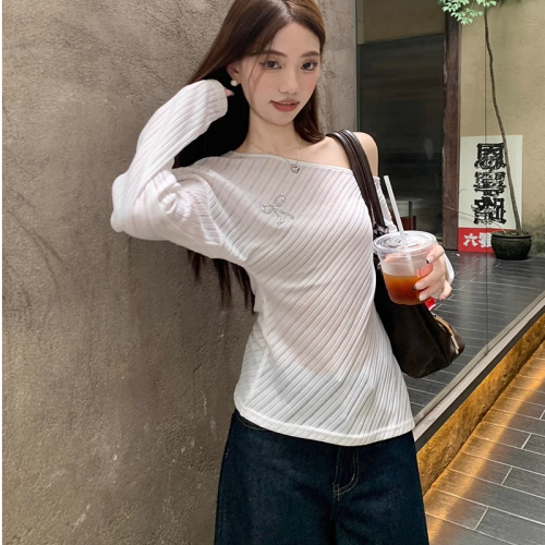 Korean style white off-shoulder long-sleeved knitted bottoming chic sweet girl design off-the-shoulder top