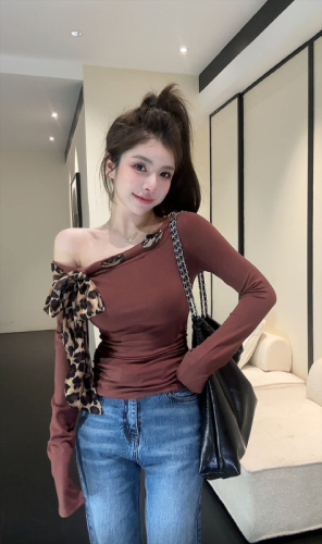 Modal rayon hot girl leopard print bow tie T-shirt women's early autumn design slim off-shoulder top