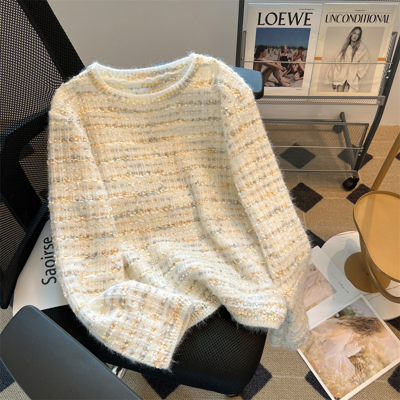 High-end, fragrant and beautiful round-neck sweater for women, new style, soft and sweet, autumn outer wear, long-sleeved style