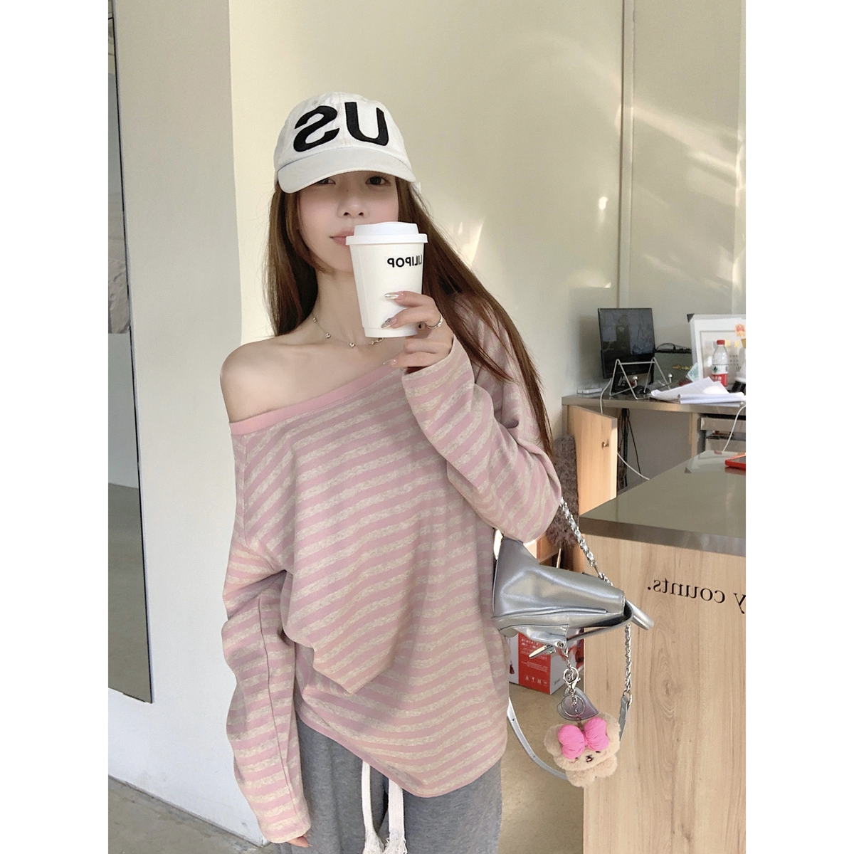 Actual shot of autumn and winter Korean style loose striped raglan one-shoulder off-shoulder pure cotton inner long-sleeved T-shirt top for women