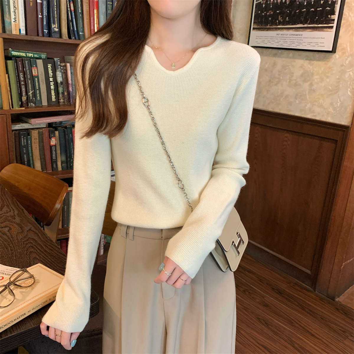 Actual shot of autumn and winter Korean style versatile and simple Andy velvet sweater bottoming long-sleeved sweater top