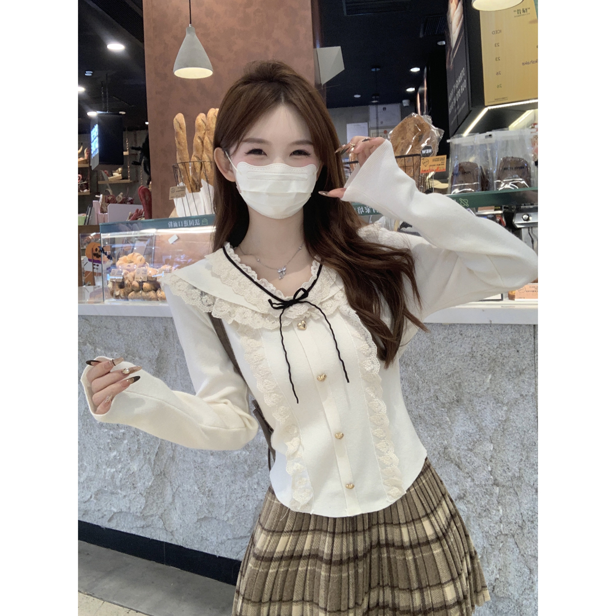 Real shot of autumn and winter Korean version of sweet ruffle collar lace andy velvet pullover sweater bottoming sweater for women