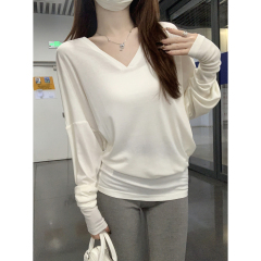 Actual shot of autumn and winter Korean style v-neck loose bat-sleeve design versatile modal long-sleeved bottoming T-shirt top