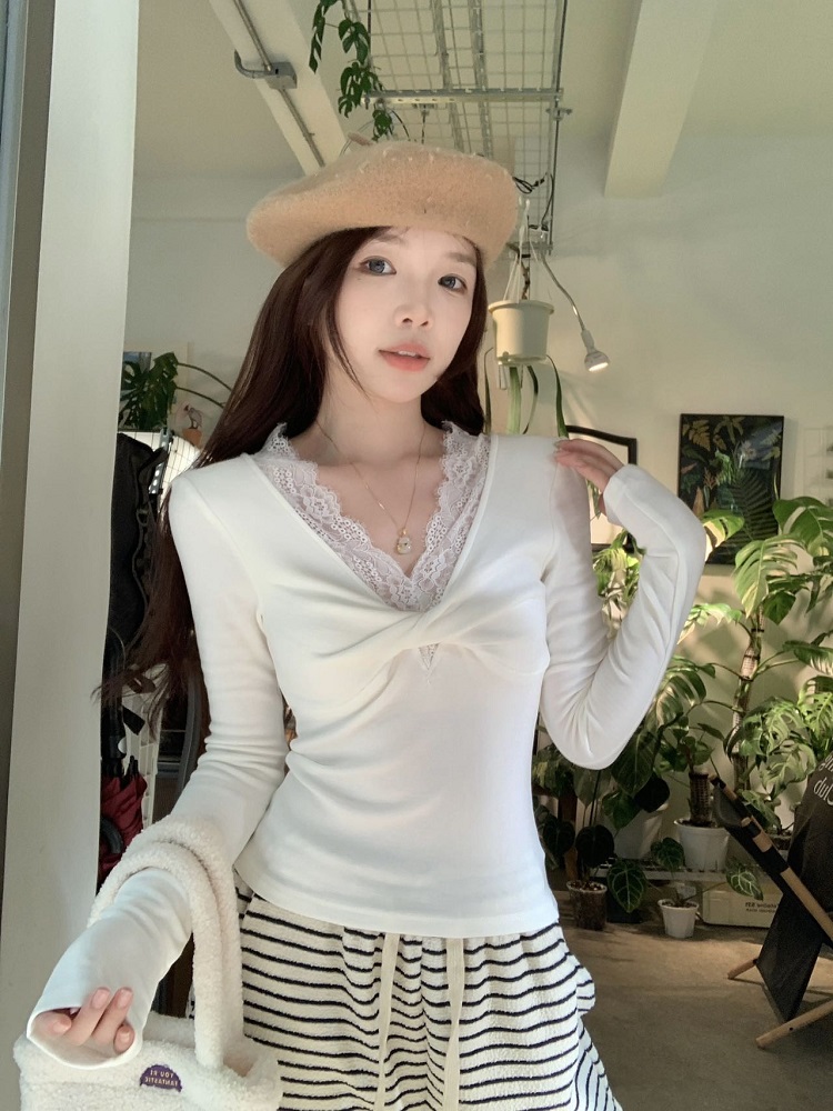 Real shot of pure lust style lace twist long-sleeved T-shirt for autumn niche chic slim fit inner velvet top