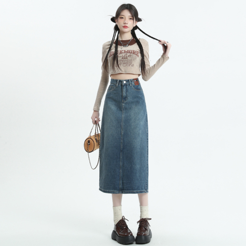 Retro slit denim skirt for women 2024 new high-waisted versatile a-line mid-length hip skirt