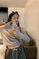 Khaki off-shoulder suspender long-sleeved T-shirt women's summer thin slanted shoulder loose sun protection blouse bottoming shirt top