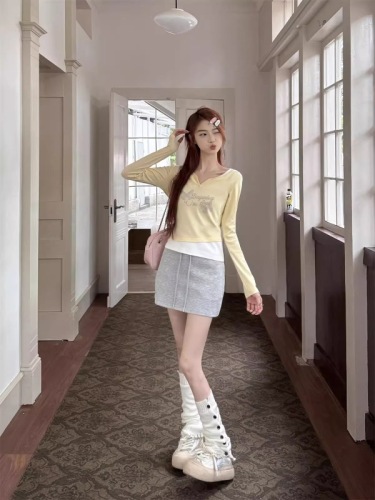 1*1 rayon Korean yellow long-sleeved T-shirt women's slimming fake two-piece short top