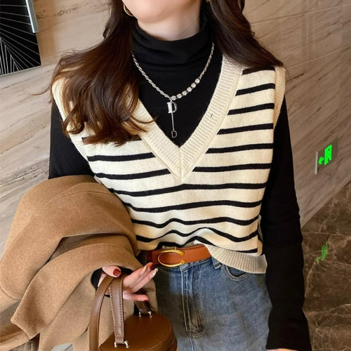 Turtleneck bottoming shirt for women in autumn and winter, long-sleeved T-shirt, slim fit and versatile, western-style stacked collar top