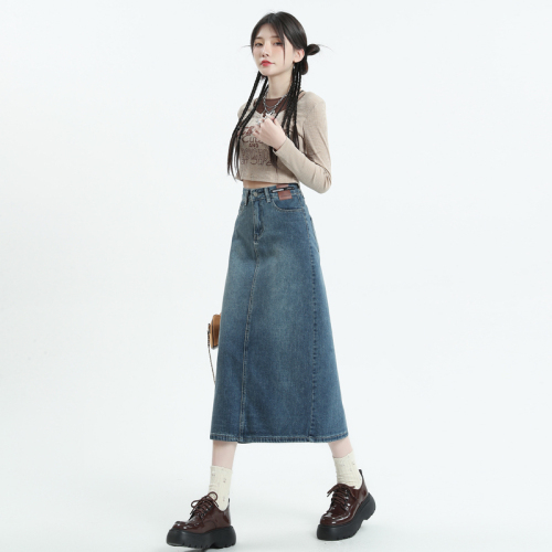 Retro slit denim skirt for women 2024 new high-waisted versatile a-line mid-length hip skirt