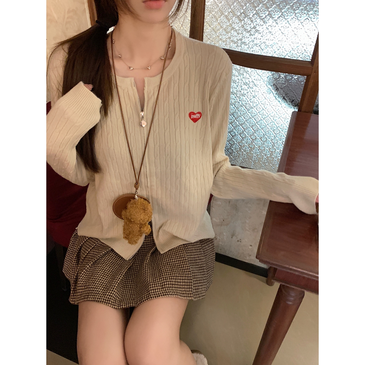 Actual shot of autumn and winter Korean style loose double zipper twist design Andy velvet sweater long-sleeved sweater jacket