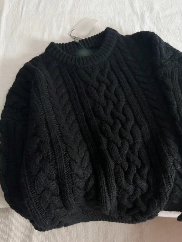 New Eight Breasts Retro Twist Sweater Loose and Slim Pullover