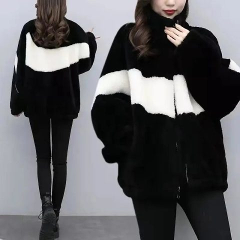 Short imitation lamb wool coat for women new winter plus velvet thickened large size loose color block coat for women trendy