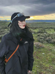 Double layer lining jacket for women spring and autumn mountain climbing American outdoor sun protection couple sports ins style