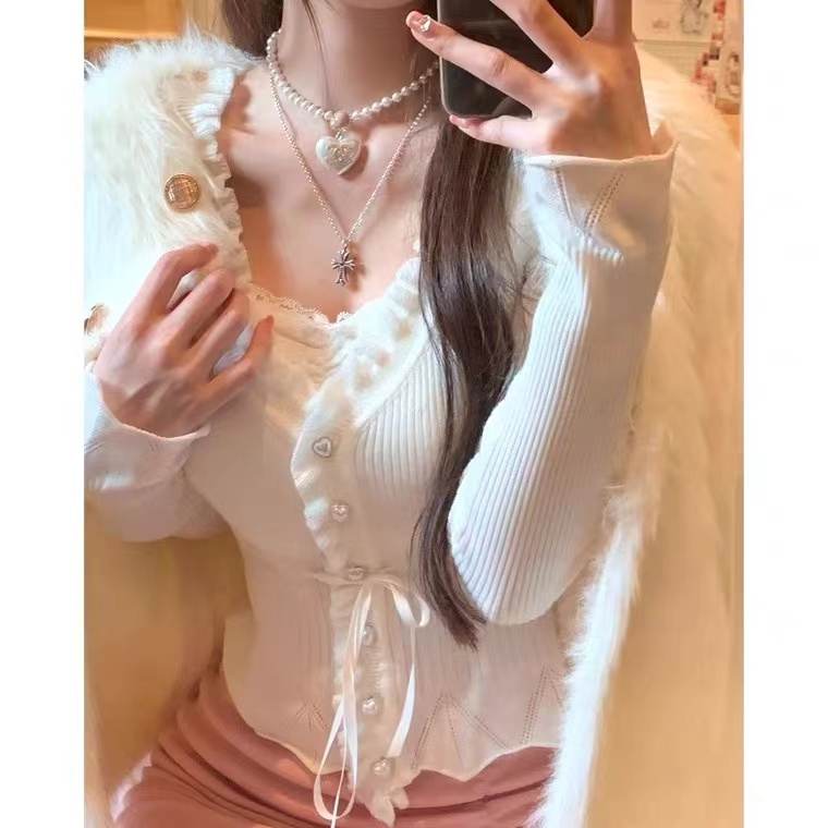 Sweet girl fake two-piece sweater autumn and winter design long-sleeved inner lace splicing top
