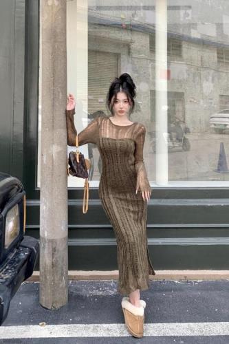 Actual shot~Quebec winter autumn and winter hollow cable velvet bottoming long-sleeved knitted dress two-piece set