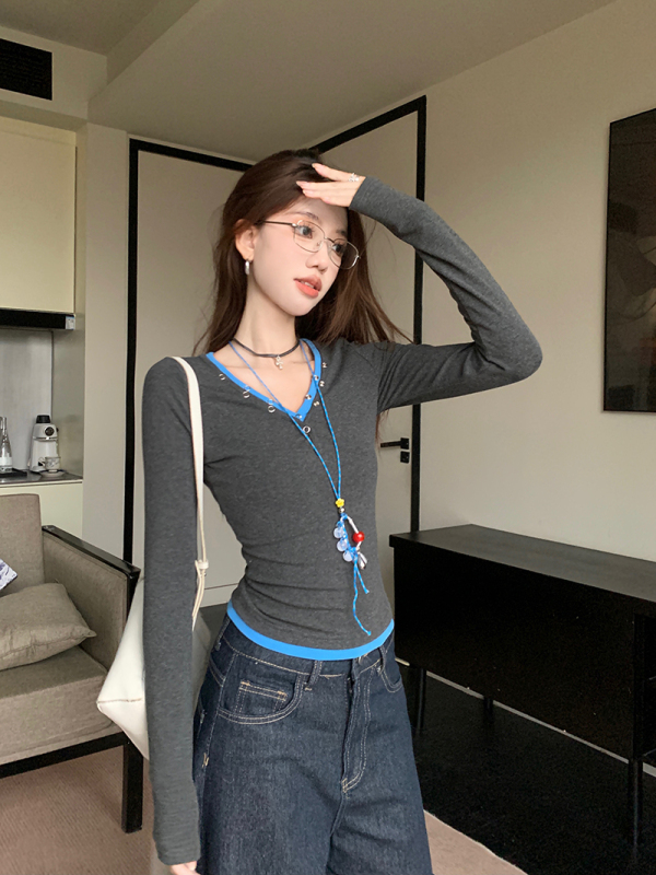 Stitching contrasting color v-neck long-sleeved T-shirt for women autumn new slim-fitting bottoming shirt fake two-piece short top