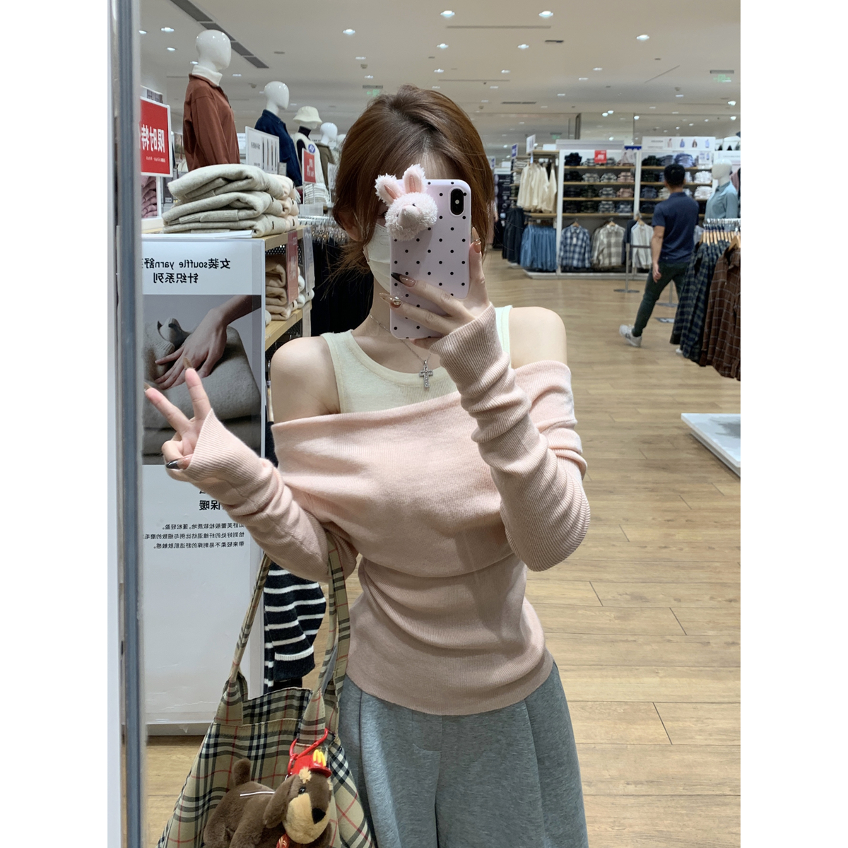 Real shot of autumn and winter Korean style contrasting color gentle one-shoulder fake two-piece 6 wool sweater bottoming sweater top