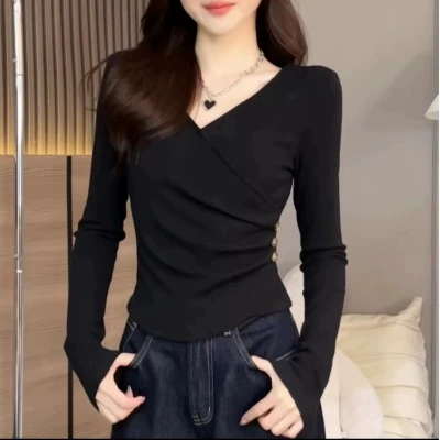 Designed and stylish V-neck right shoulder long-sleeved T-shirt for women 2024 autumn new style pinch waist slim slim top