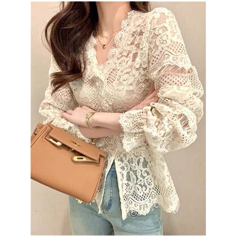 Thai-style niche tops, spring and autumn, beautiful small shirts for women, high-end, foreign style, hollow embroidered lace shirts for women, design sense