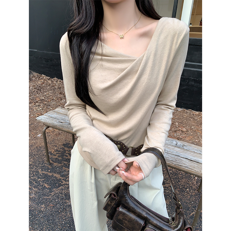Real shot of cashmere pure desire irregular one-word sloped shoulder long-sleeved T-shirt for women in autumn pleated waist off-shoulder top