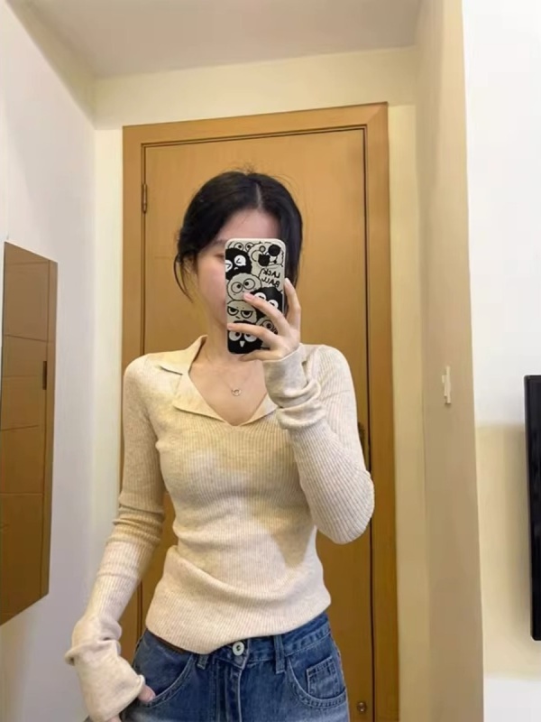 Pure sexy hottie POLO sweater for women in early spring with bottoming design, niche slimming and unique top