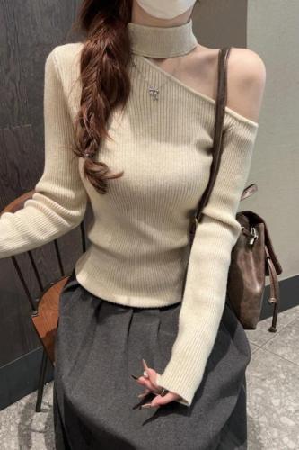 Actual shot of autumn and winter Korean style slim-fit pure desire halterneck slimming Andy velvet sweater bottoming sweater top