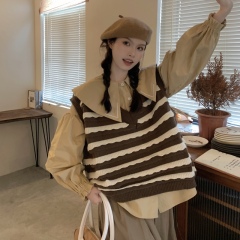 2806-2807 Real price and real shot Lantern sleeve doll collar shirt layered striped knitted vest vest autumn suit