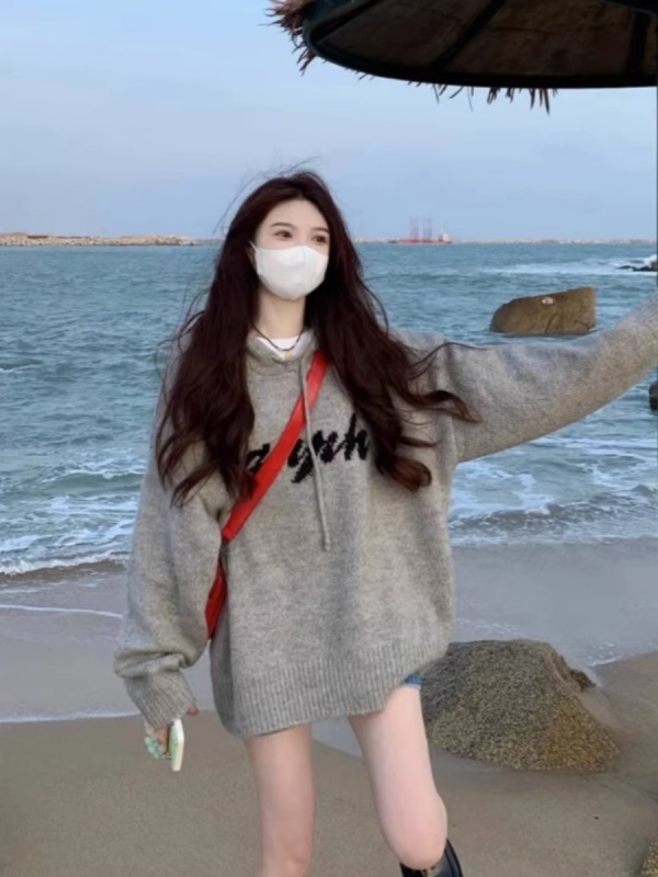 Niche lazy style soft waxy sweater jacket for women spring and autumn new popular gray knitted hooded outer top