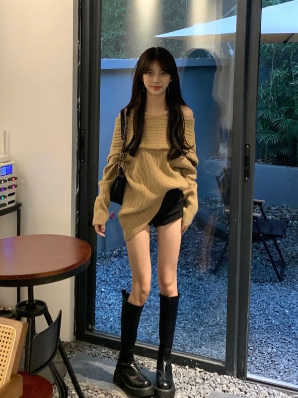One-shoulder soft and waxy lazy sweater for women in early autumn and winter new style high-end off-shoulder top for early autumn wear