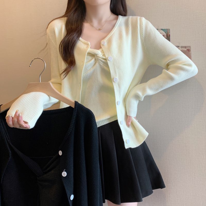 Autumn new large size fat girl scheming suspender round neck solid color cardigan long-sleeved two-piece set