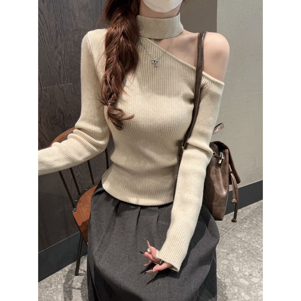 Actual shot of autumn and winter Korean style slim-fit pure desire halterneck slimming Andy velvet sweater bottoming sweater top