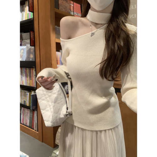 Actual shot of autumn and winter Korean style slim-fit pure desire halterneck slimming Andy velvet sweater bottoming sweater top