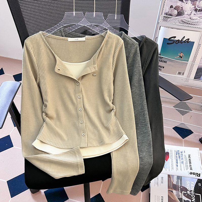 Early autumn new long-sleeved sweater fake two-piece slim short niche design V-neck top