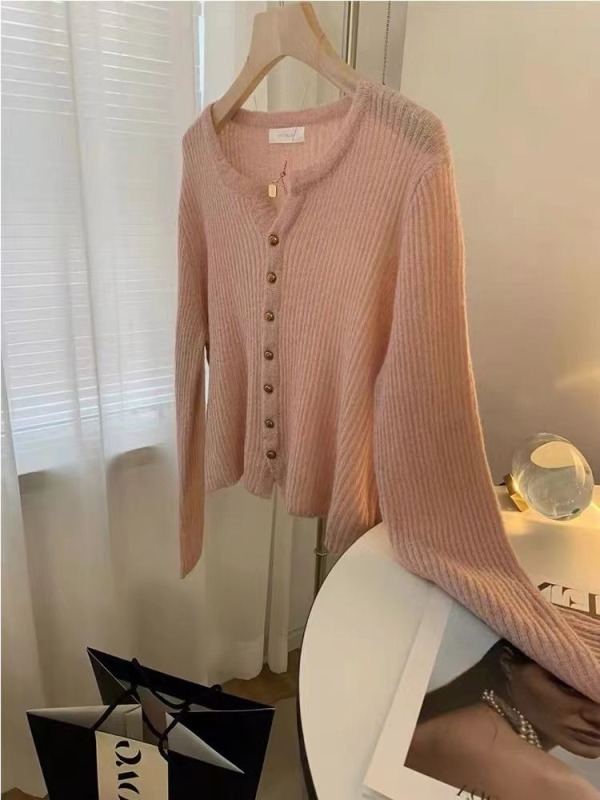 Early autumn pink knitted cardigan for women in spring and autumn, gentle wind, soft and waxy outer layer, sweet sweater jacket, autumn outfit top