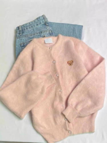 Early autumn raccoon velvet bear embroidery pink knitted cardigan for women autumn soft and gentle sweater jacket outer top