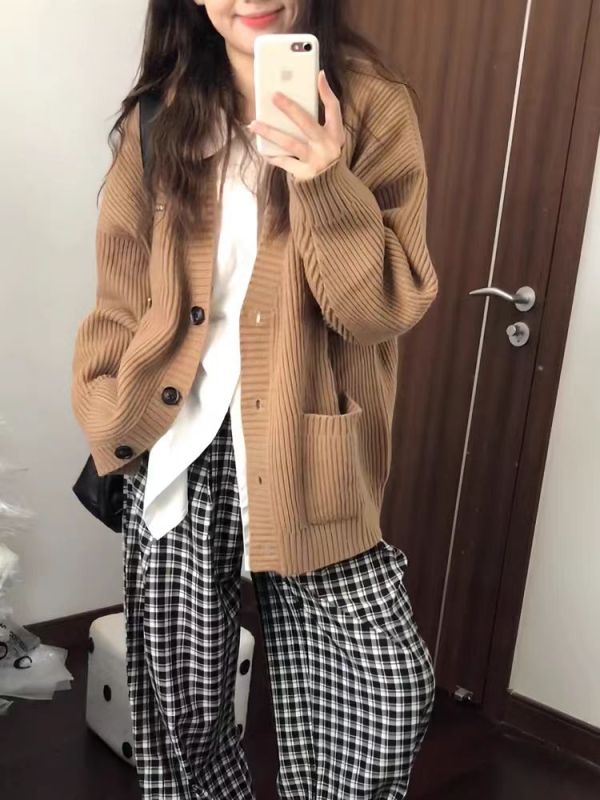 American retro thickened knitted cardigan for women 2024 spring and autumn new style lazy style casual loose long-sleeved sweater jacket
