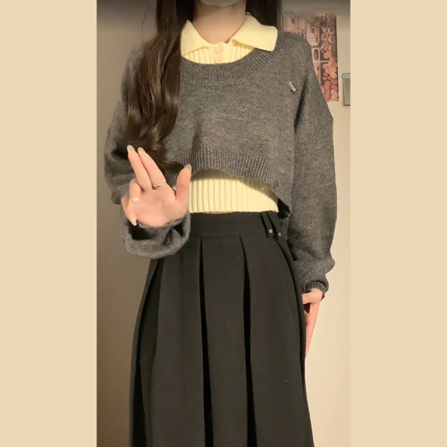 Wearing a black sweater dress for women 2024 new Korean style small preppy three-piece suit