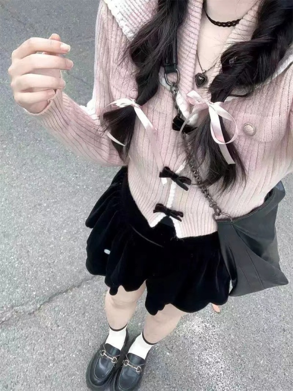 French pink small fragrant bow knitted cardigan for women in autumn sweet and gentle short sweater jacket for small people