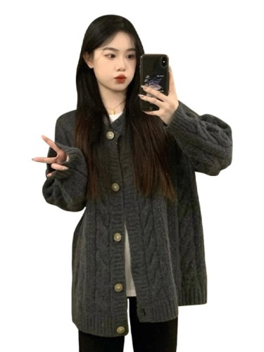 New autumn and winter lazy thickened coats, early autumn tops, winter wear, knitted cardigans and sweaters for women