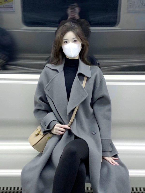 Gray woolen coat for women 2024 new autumn and winter woolen coat, high-end, Korean style, Hepburn style, thickened for small people